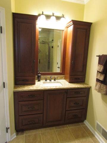 Master Bathroom En Suite vanity and mirror