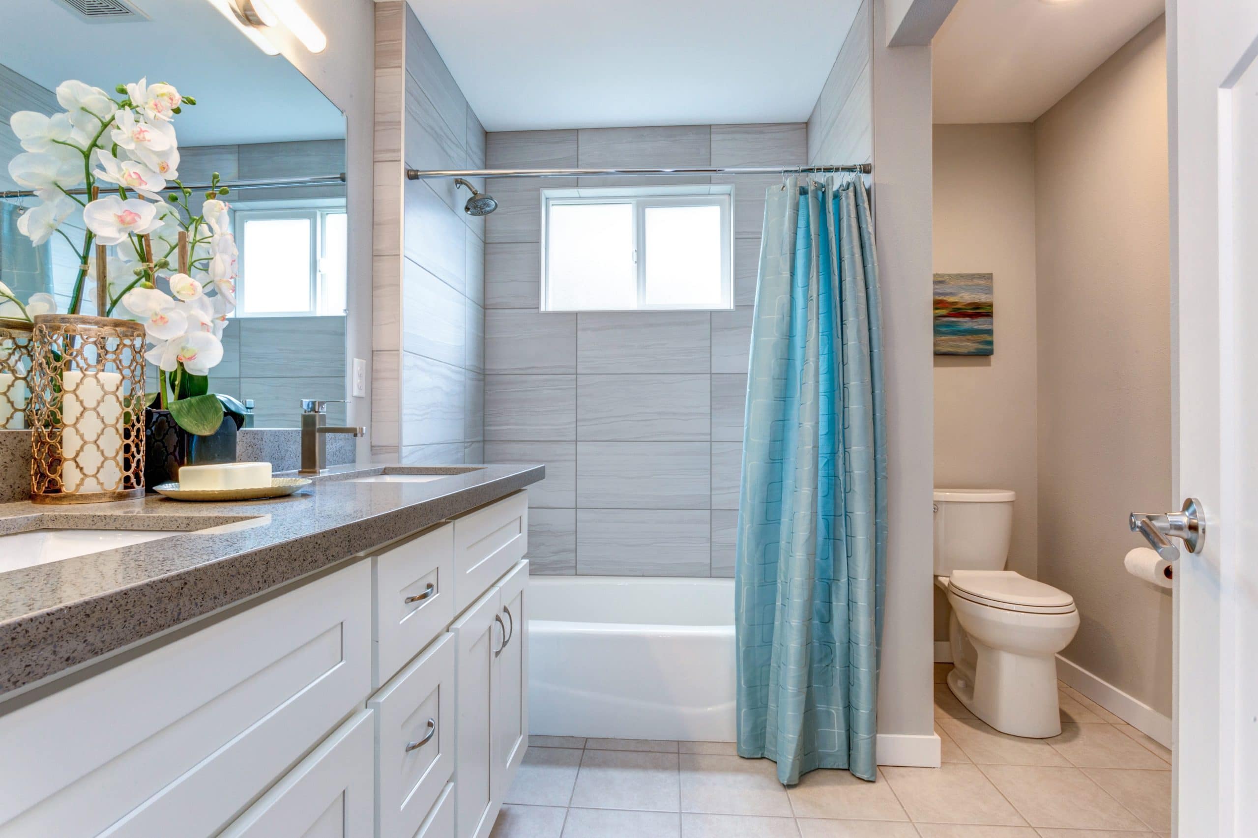 Elegant warm color bathroom design in a freshly remodeled house.